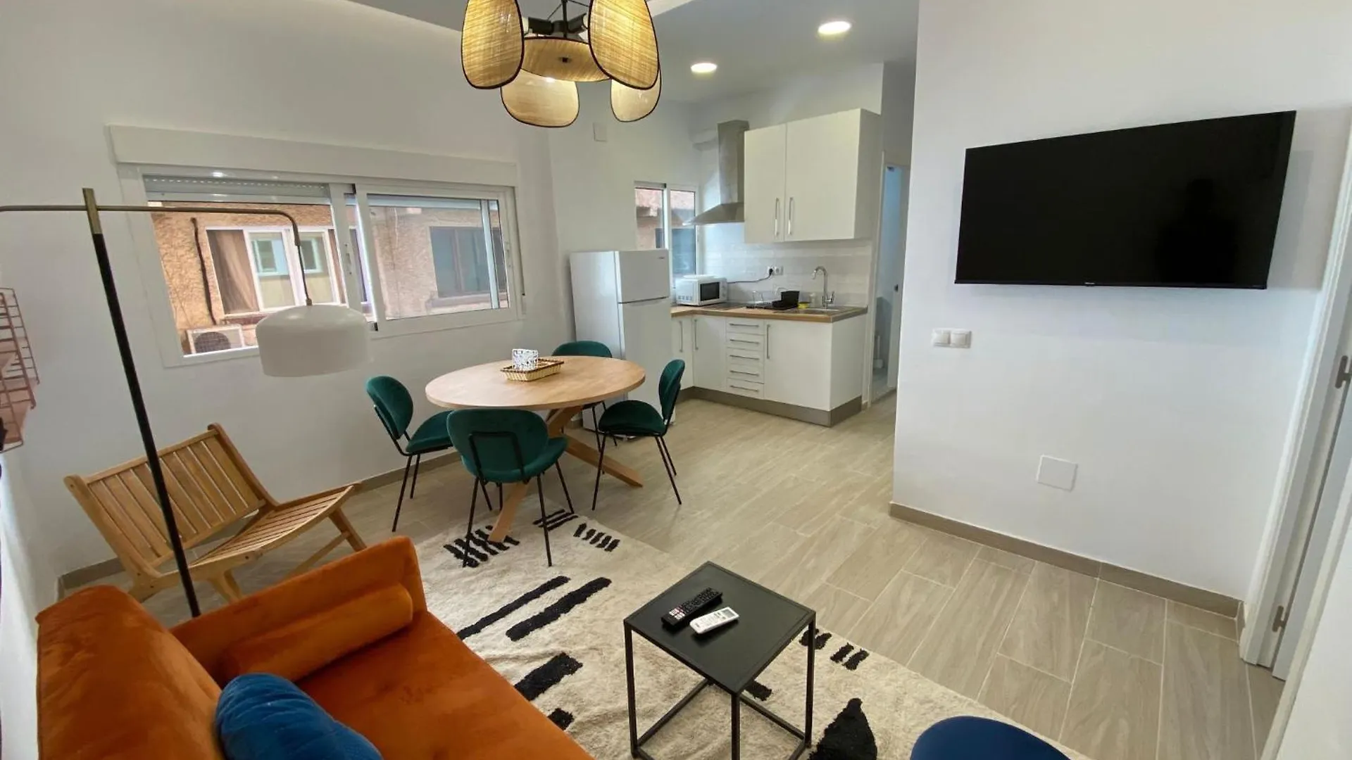 City Center And Beach Renovated Apartment Fuengirola